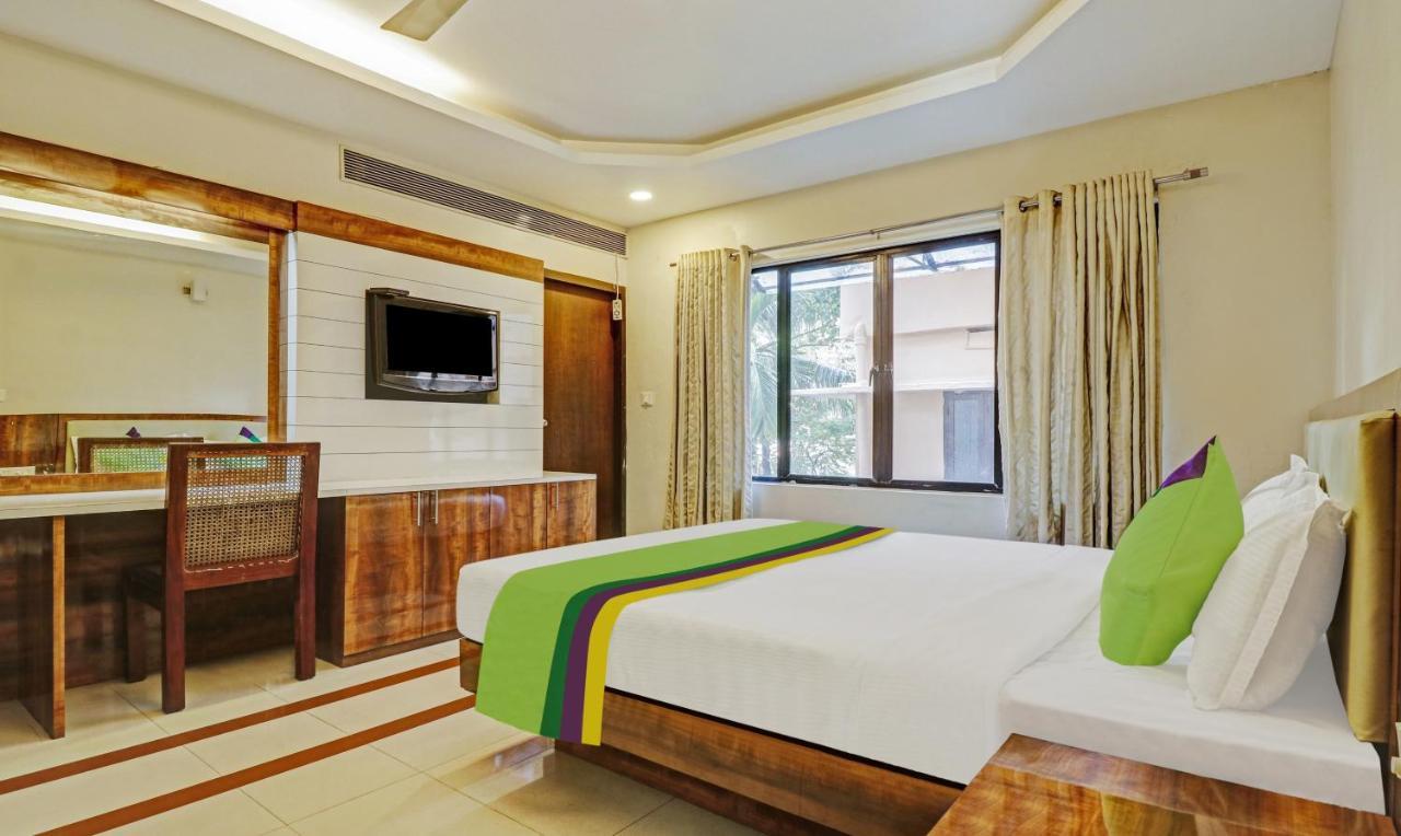 Hotel Treebo Trend Time Square Marine Drive Kochi Exteriér fotografie