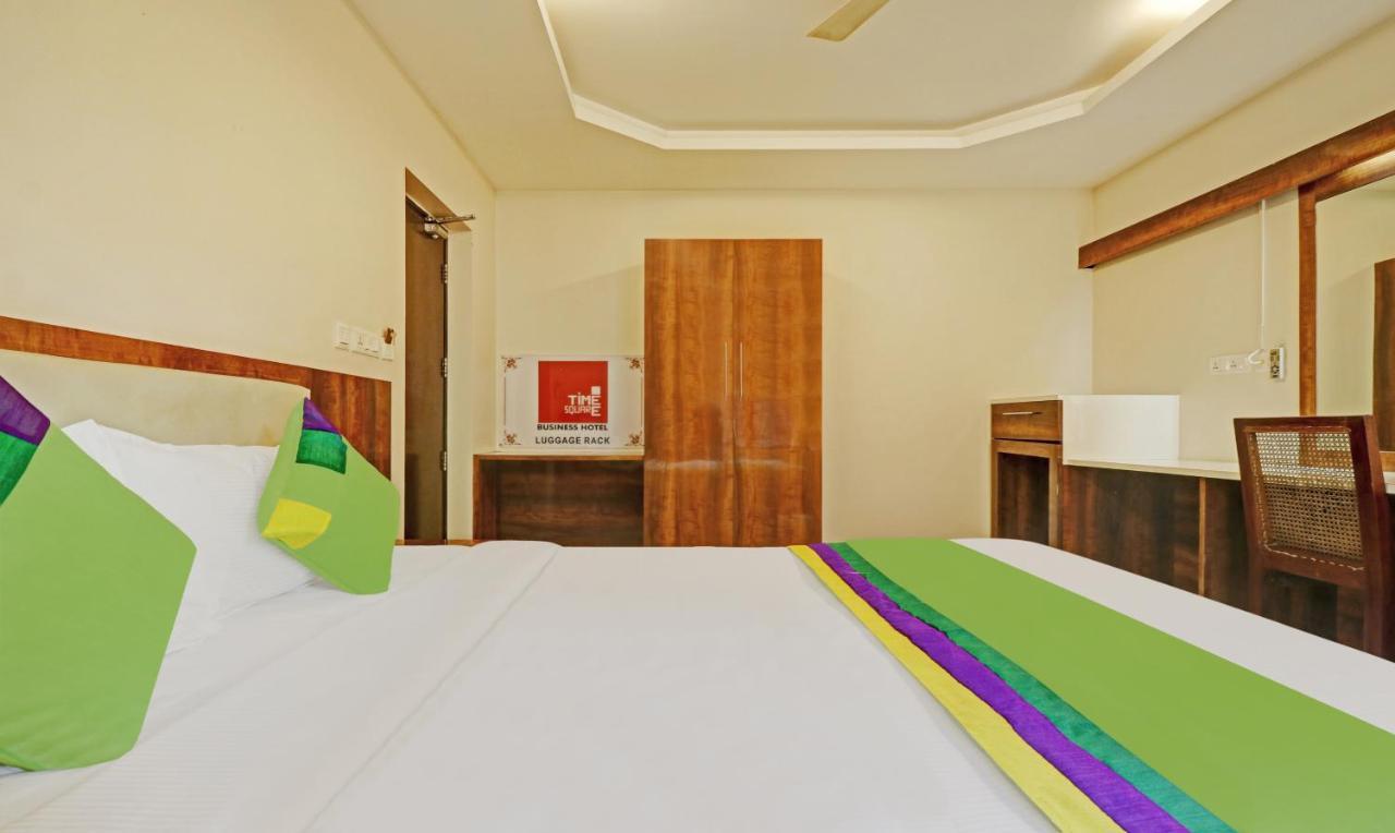 Hotel Treebo Trend Time Square Marine Drive Kochi Exteriér fotografie