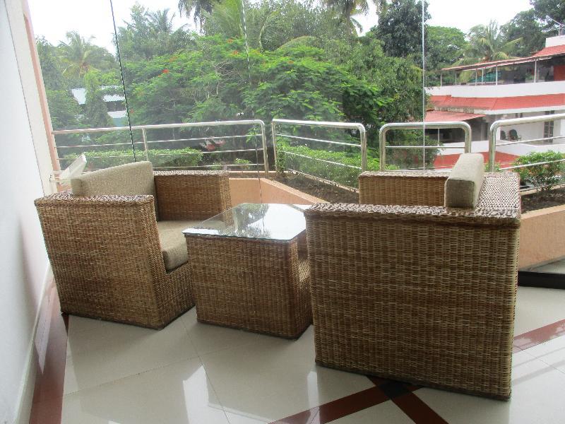 Hotel Treebo Trend Time Square Marine Drive Kochi Exteriér fotografie